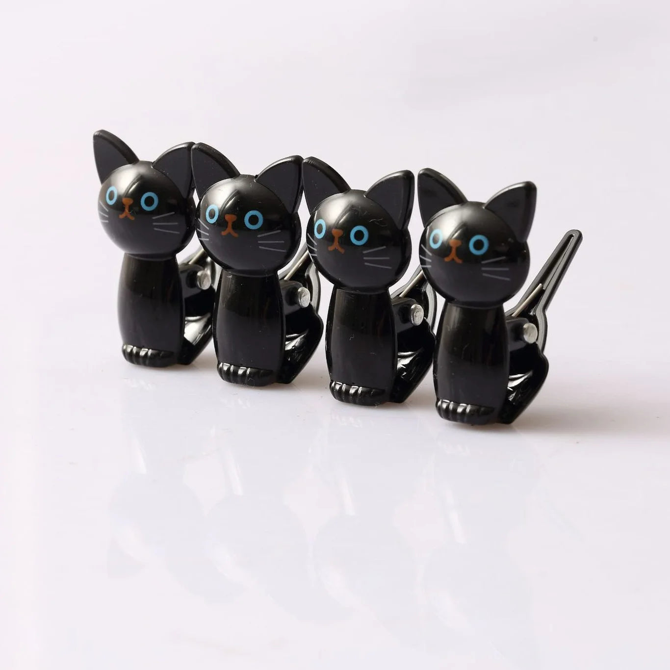 4pcs Cat-Shaped Bag Clips, Airtight Food Seal, Durable Plastic Snack Clamps, Cute Black/White Tabby Design, Decorative Kitchen