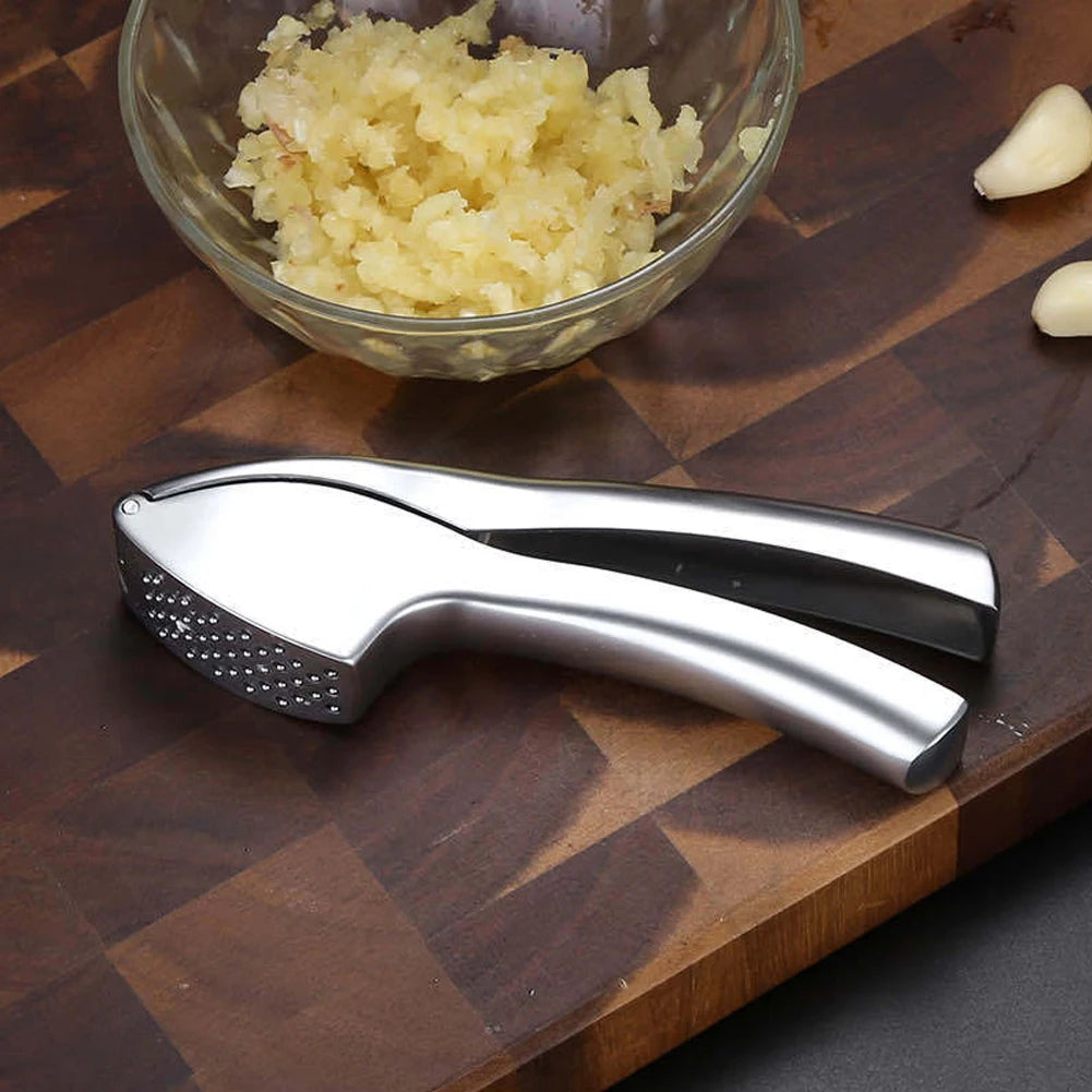 Garlic Mincer Tool Garlic Press Detachable for Easy Cleaning Super Easy To Use Garlic Presser with Easy-Squeeze Ergonomic Handle