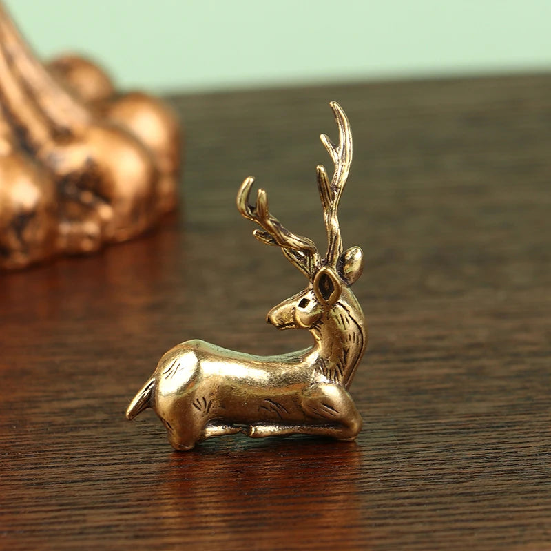 1Pc Retro Brass Christmas Elk Miniature Figurine Festival Decoration Accessories Mini Deer Statue Desktop Ornament Decors