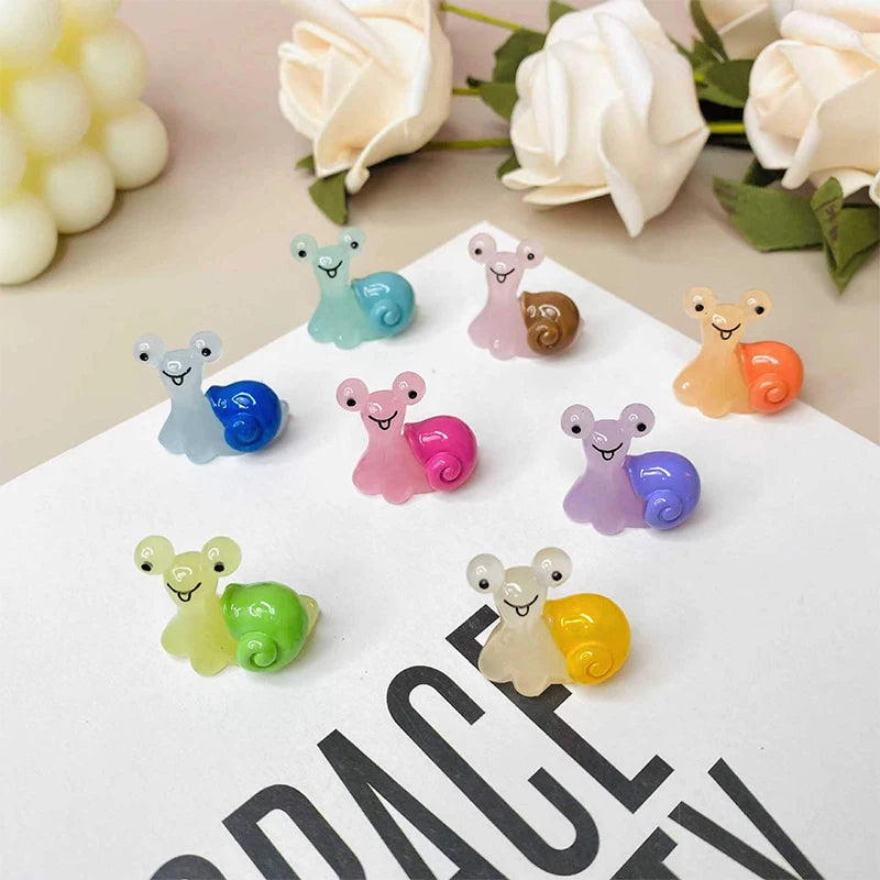 10pcs Luminous Snail Mini Figurine Micro Landscape Home Decoration Accessories Toy