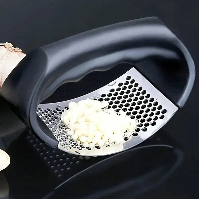 Stainless Steel Garlic Press Tool – Manual Garlic Crusher & Squeezer, Heavy Duty Kitchen Gadget for Easy Garlic Mincing