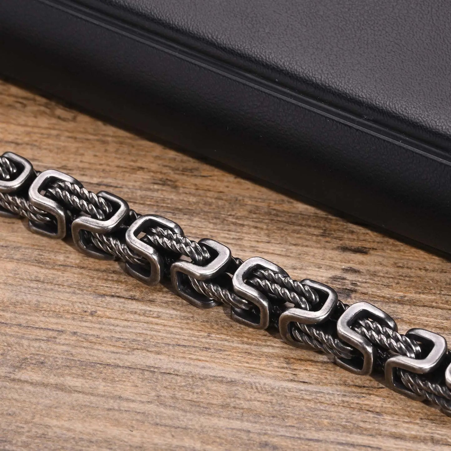 Stainless Steel Bracelet 8mm Wide Vintage Style Bold Square Links Chain Wristband