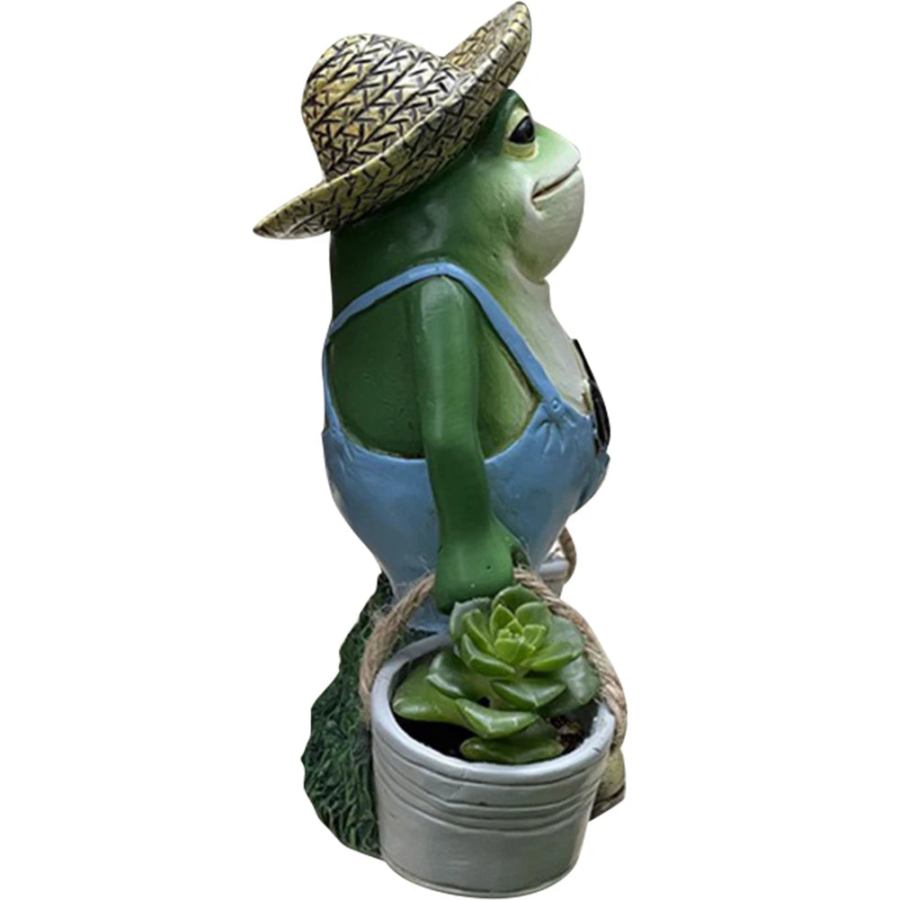 Cute Frog Yard Decor Resin Frog Succulent Flower Pot Creative Small Frog Figurine Planter for Indoor Outdoor Decor