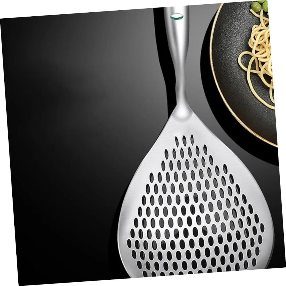 Large 304 Stainless Steel Noodle Colander Spoon Sturdy Kitchen Strainer Comfortable Grip for Home Cooking and Noodle Preparatio