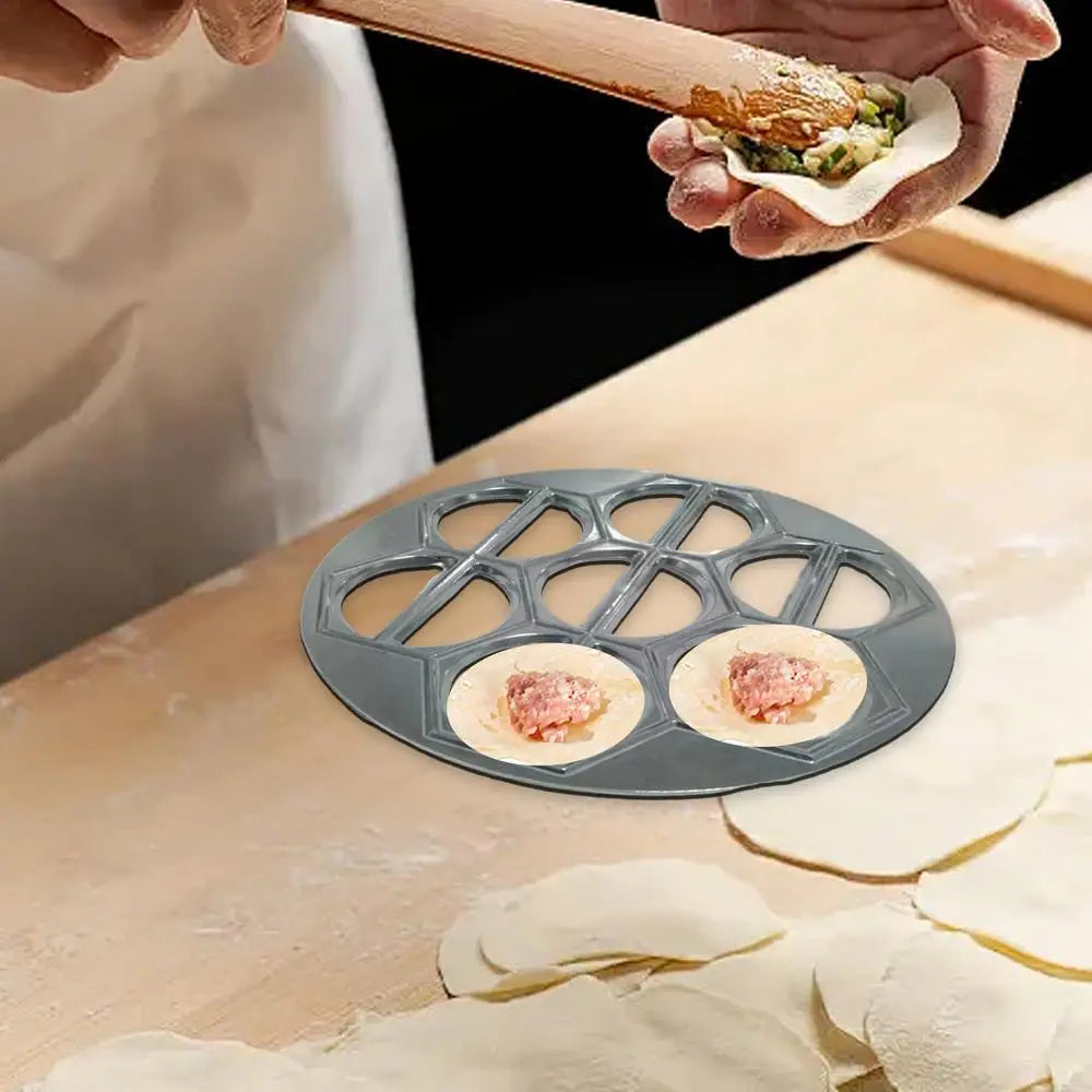 Pelmeni Mold Ravioli Maker Press Foe Dumplings Making Chinese Dumplings Maker Pastry Maker Mold Lightweight Metal Mold For Home