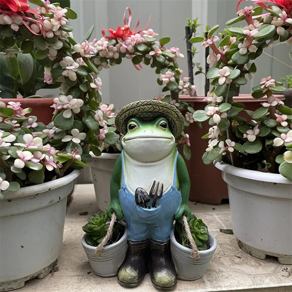 Cute Frog Yard Decor Resin Frog Succulent Flower Pot Creative Small Frog Figurine Planter for Indoor Outdoor Decor