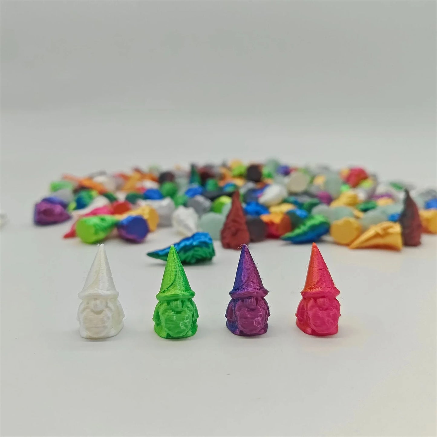 Adorable Elf Figurines 3D Printed Miniature Statues Festive Holiday Decorations Whimsical Garden Gnomes Gift