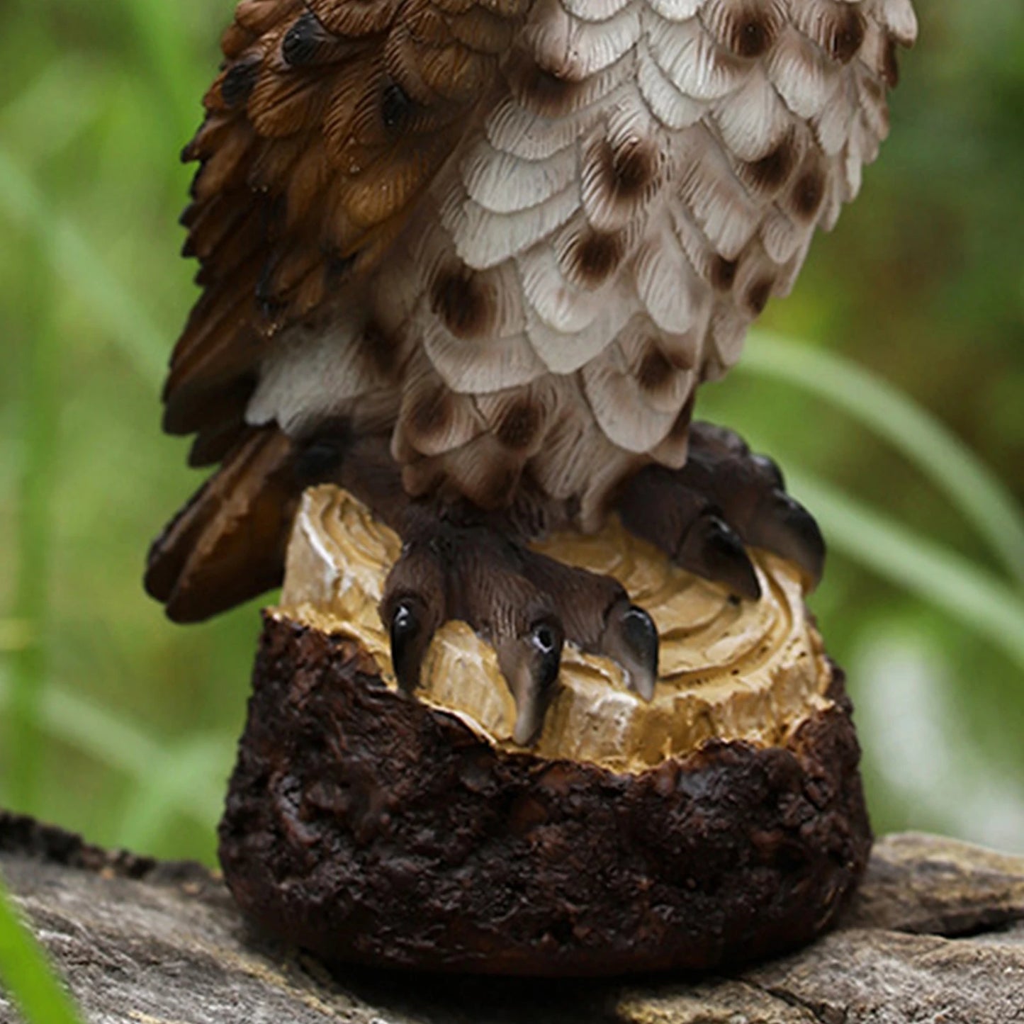 Resin Owl Statue Fake Owl Outdoor Sculpture Garden Decor Bird Garden Sculpture Home Decor Owl Ornament for Living Room Office
