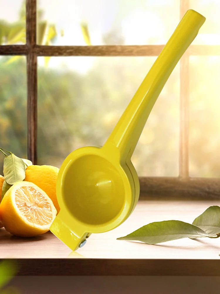 Lemon Squeezer Portable Practical Kitchen Tool Easy To Clean Lemon Juicer Squeezer Easy-to-Use Hand Lemon Juicer Max Extraction
