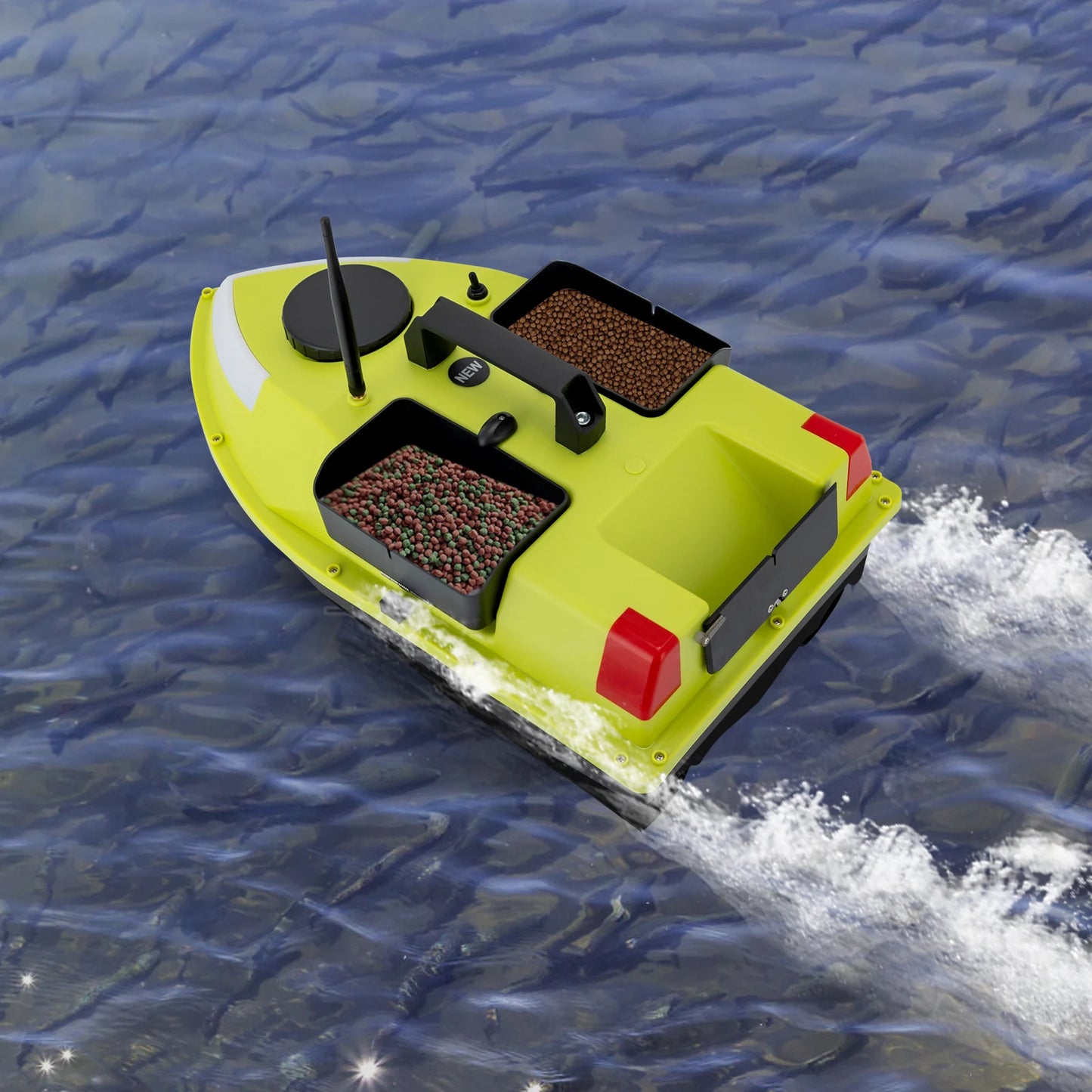 Rechargeable GPS Fishing Bait Boat with 7 Light Colors 600m Remote Control 2kg Load Bait Boat with 2 Batteries