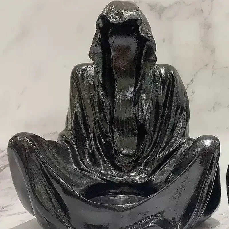 Halloween Gothic Reaper Crystal Ball Grim Reaper Statue with Floating Bats Scary Magical Glowing Balls Home Atmosphere Decor