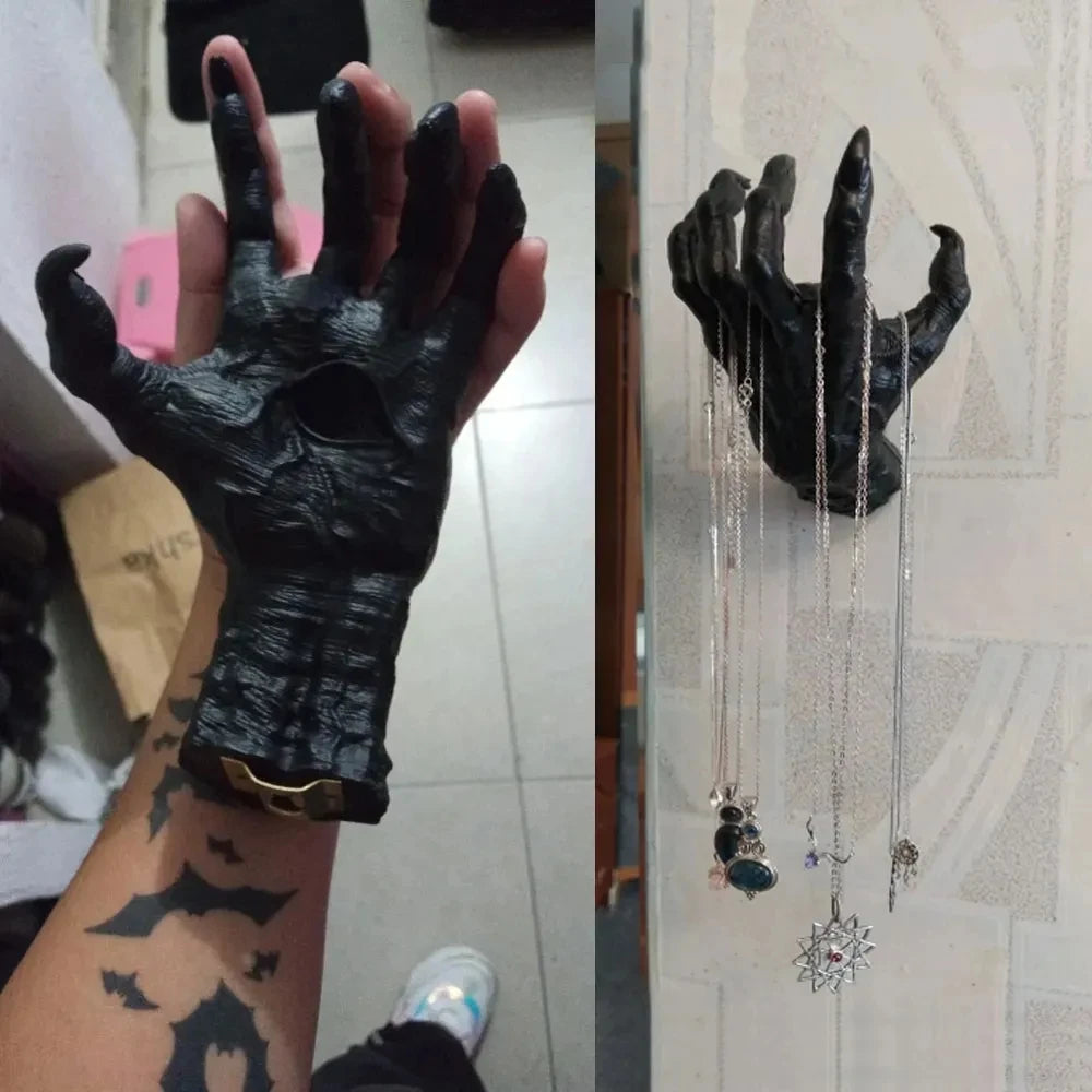 Halloween Decoration Witch Hand Statue Gothic Art Sculpture Resin Retro Wall Keys Jewelry Hange Horror Props DIY Decor