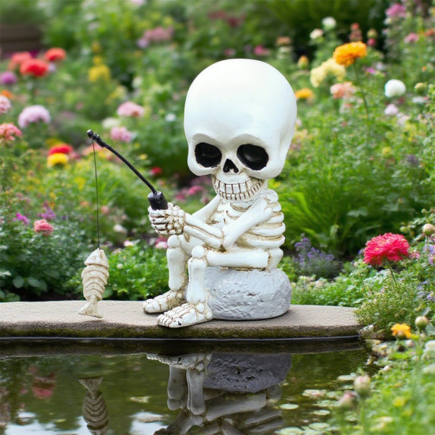 Spooky Halloween Skeleton Fisherman Figurine Day of The Dead Gothic Resin Statue for Outdoor Garden Decor