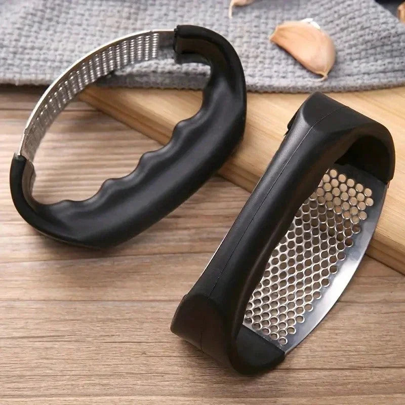 Stainless Steel Garlic Press Tool – Manual Garlic Crusher & Squeezer, Heavy Duty Kitchen Gadget for Easy Garlic Mincing