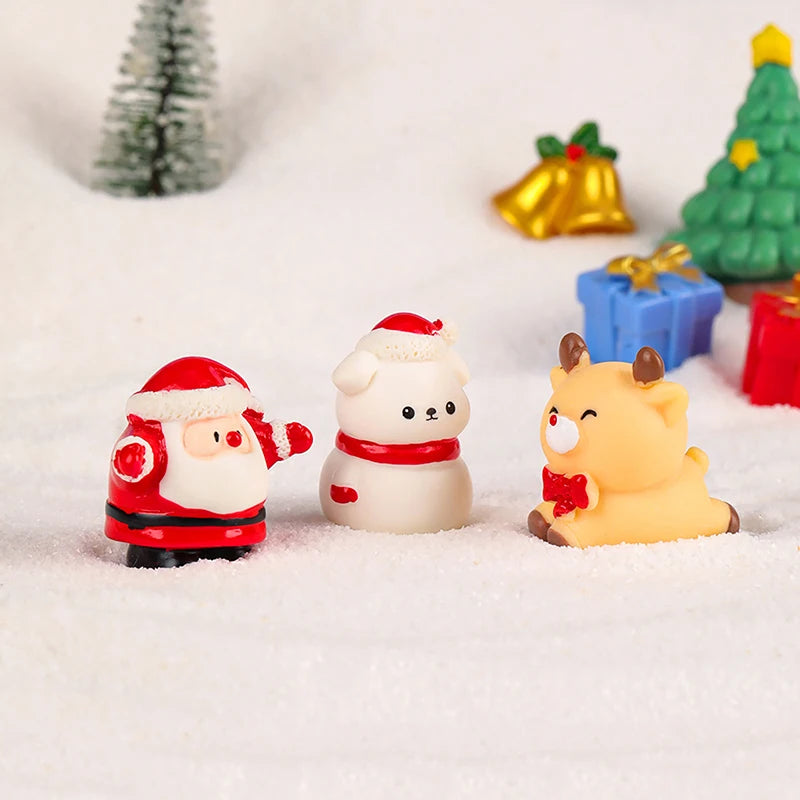 1Pc Mini Christmas Decoration Elk Christmas Figurines Fairy Garden Decor Snow Landscape Model Ornaments Resin Miniatures
