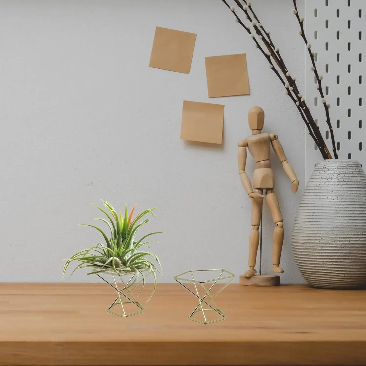 20 PCS Air Plants Holders Unique Geometric Metal Plant Stands Airplants Container Live Air Fern Display Racks Small Decor Items