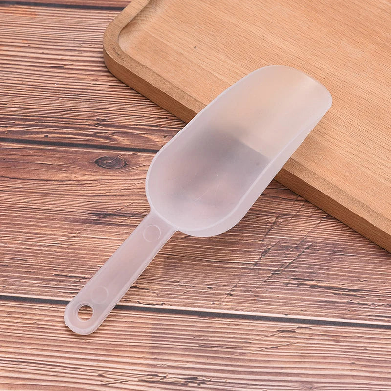 2/5Pcs Multifunctional Plastic Flour Spoon Ice Measuring Scoop Baking Kitchen To