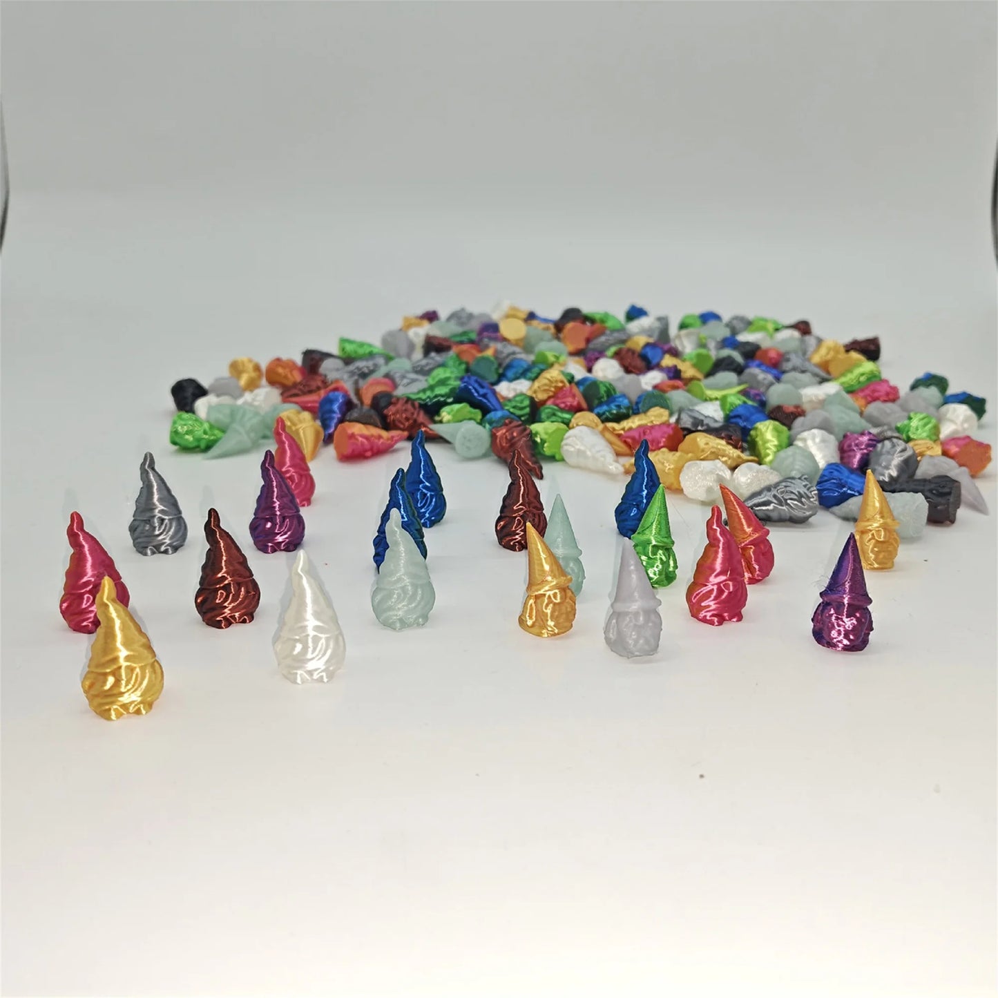 Adorable Elf Figurines 3D Printed Miniature Statues Festive Holiday Decorations Whimsical Garden Gnomes Gift