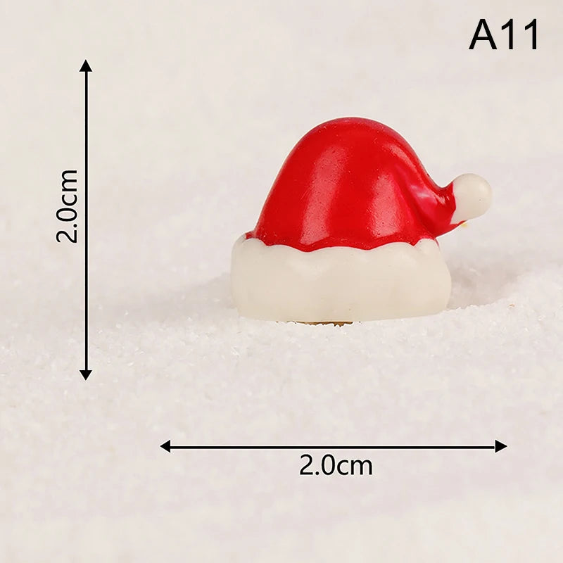 1Pc Mini Christmas Decoration Elk Christmas Figurines Fairy Garden Decor Snow Landscape Model Ornaments Resin Miniatures