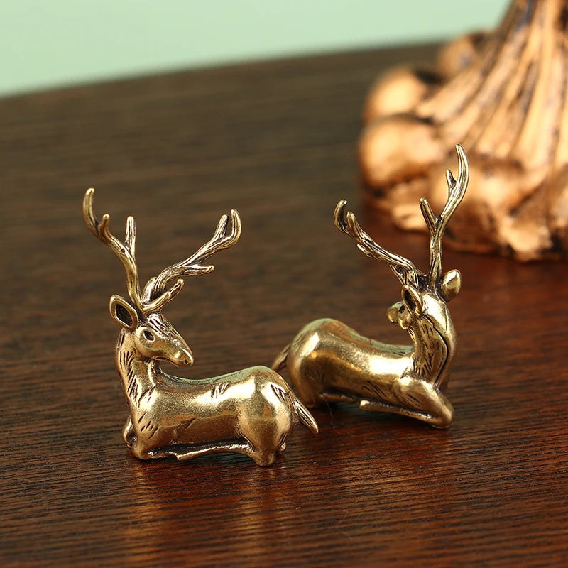 1Pc Retro Brass Christmas Elk Miniature Figurine Festival Decoration Accessories Mini Deer Statue Desktop Ornament Decors
