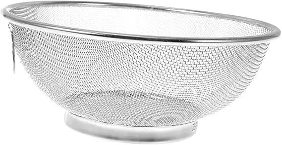 Stainless Steel Fine Mesh Drain Basket for Washing Fruits and Vegetables Non-deforming Strainer for Kitchen Use for Food Prepar