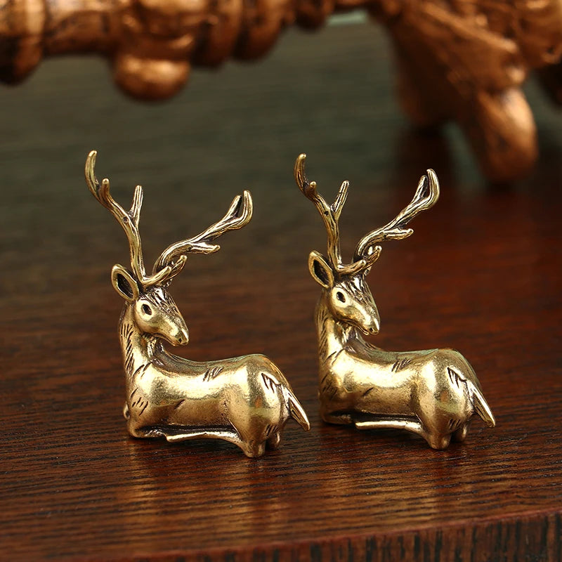 1Pc Retro Brass Christmas Elk Miniature Figurine Festival Decoration Accessories Mini Deer Statue Desktop Ornament Decors