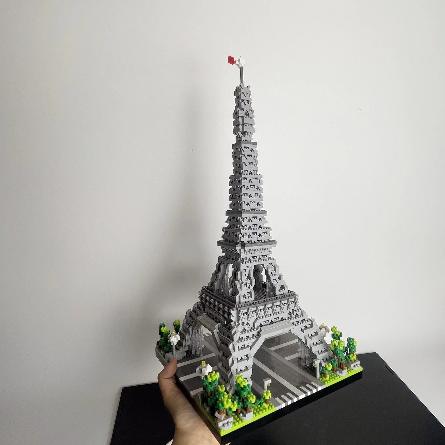 Leaning Tower of Pisa Micro Mini Building Blocks Toys-Cubicle and Home Décor,Historical Enthusiasts'Collectible,Educational