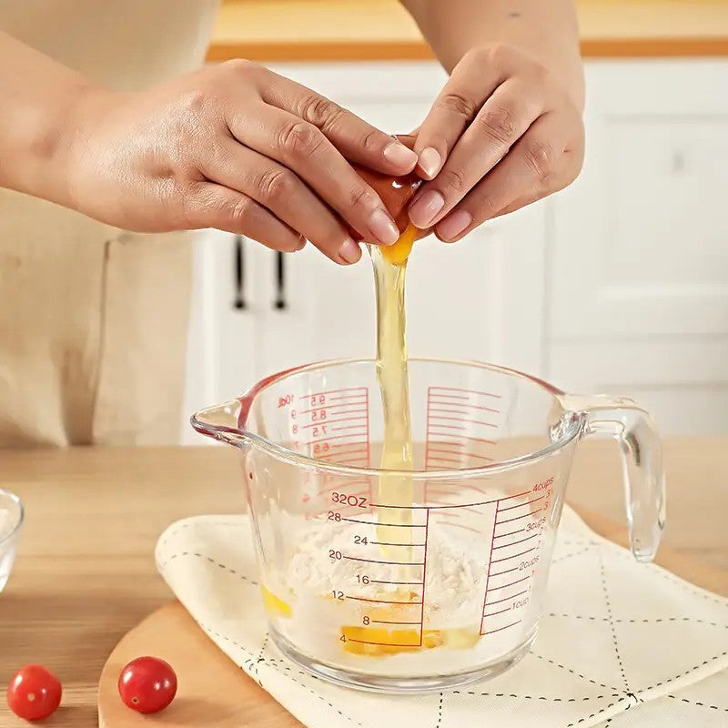 500ml Shatterproof Glass Measuring Cup with Precise Scale Microwave and Oven Safe Ergonomic Design for Kitchen Easy Clean