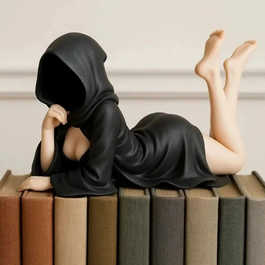 Resin Mysterious Statue Robe Sitting Women Sculpture 3D Sculpture of Mysterious Bookshelf for Tabletop Or Bookshelf Decorations