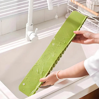 Silicone Water Splash Guard Washing Basin Anti-splash Stopper Splash Protector for Kitchen Island and Bathroom