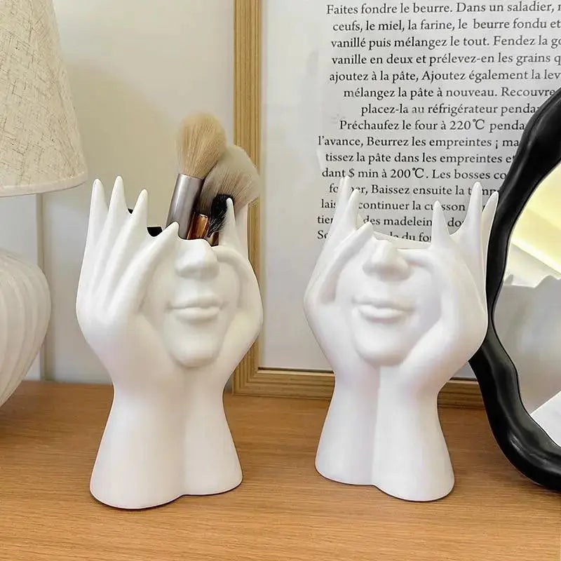 1 OR 2PCS Abstract Human Face Art Styling Office Supplies Desktop Multifunctional Storage Pen Holder Makeup Brush Holder Decoration