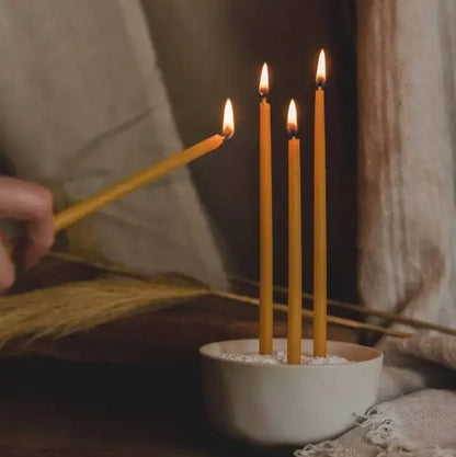 25PCS/1PACK Hanukkah Candle Natural Beeswax Chanukah Candles Thin Taper Honey Candles for Ritual Birthday Unscented