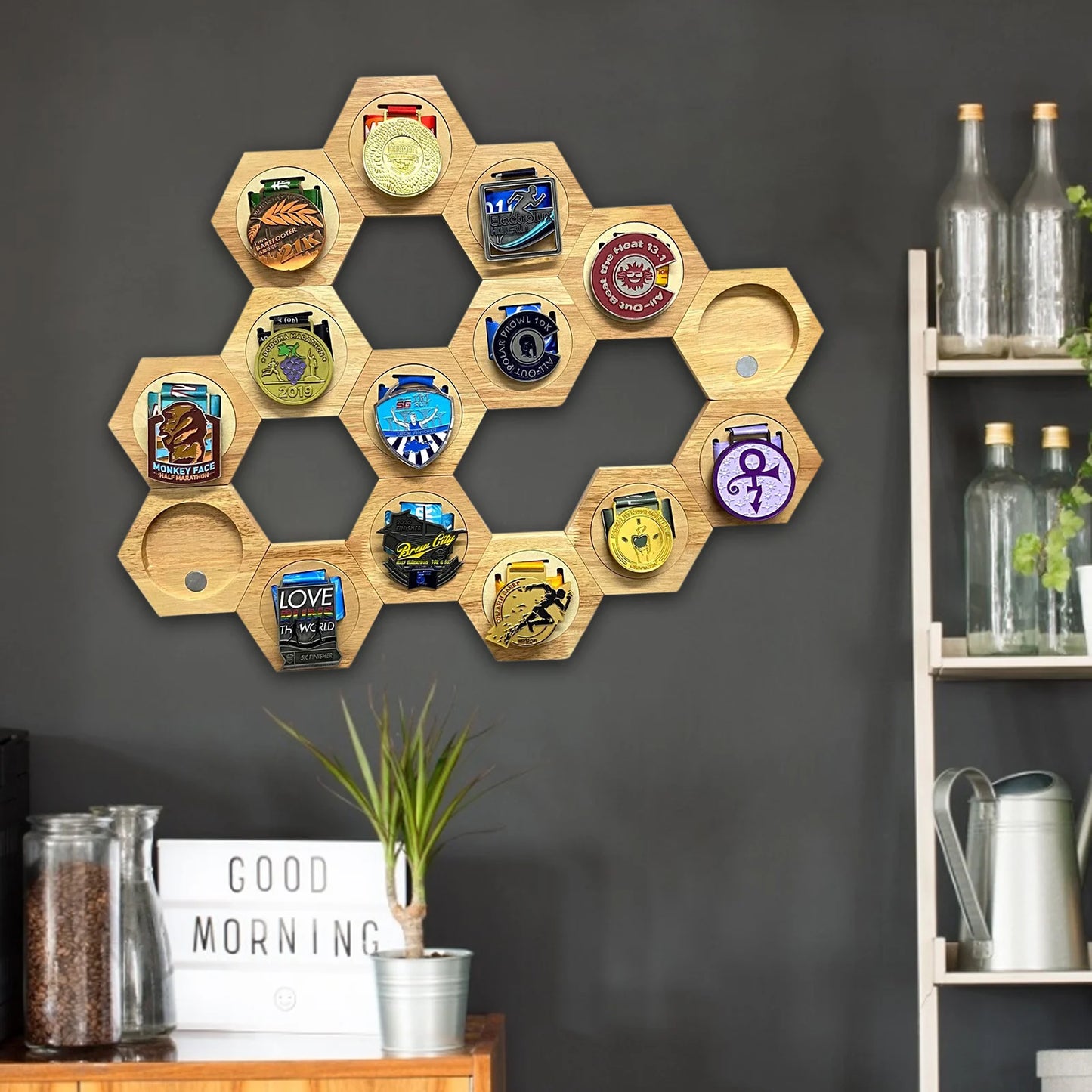 1-10Pcs Honeycomb Combination Stand Honor Marathons Medal Display Racks Hexagonal Wood Display Holder Board Hanger Wall Decor