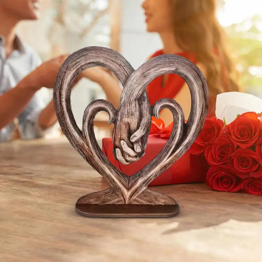 Valentines Day Gift Heart Holding Hands Art Sculpture Desk Decoration Wooden Retro Flat Heart Holding Hands Statue Forever Love