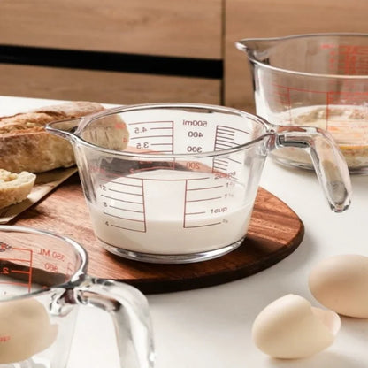 500ml Heat-Resistant Glass Measuring Cup with Precise Scale and Ergonomic Microwave-Safe Handle for Baking and Cooking