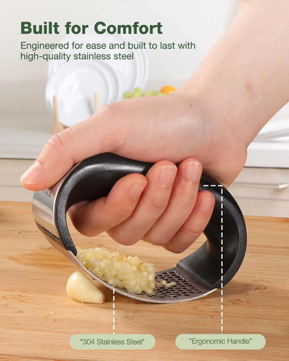 Garlic Press Rocker - Easy Squeeze Mincer & Crusher with Peeler, Effortless Kitchen Gadget for Fast Cooking, Dish Prep