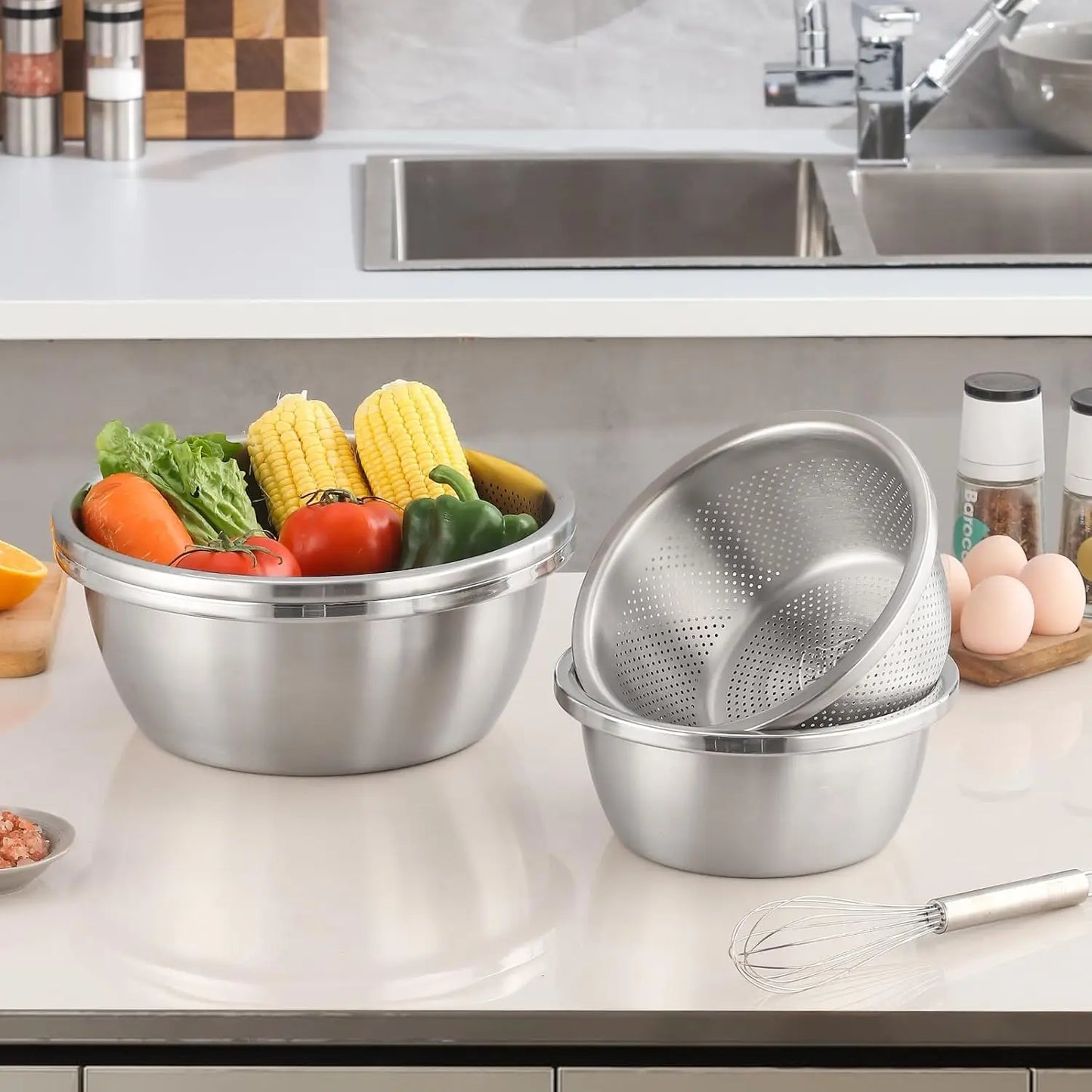 304 Stainless Steel Colander Microporous with Mixing Bowls, 2-Quart Strainers and Colanders for Kitchen, Food-Grade Strainer for
