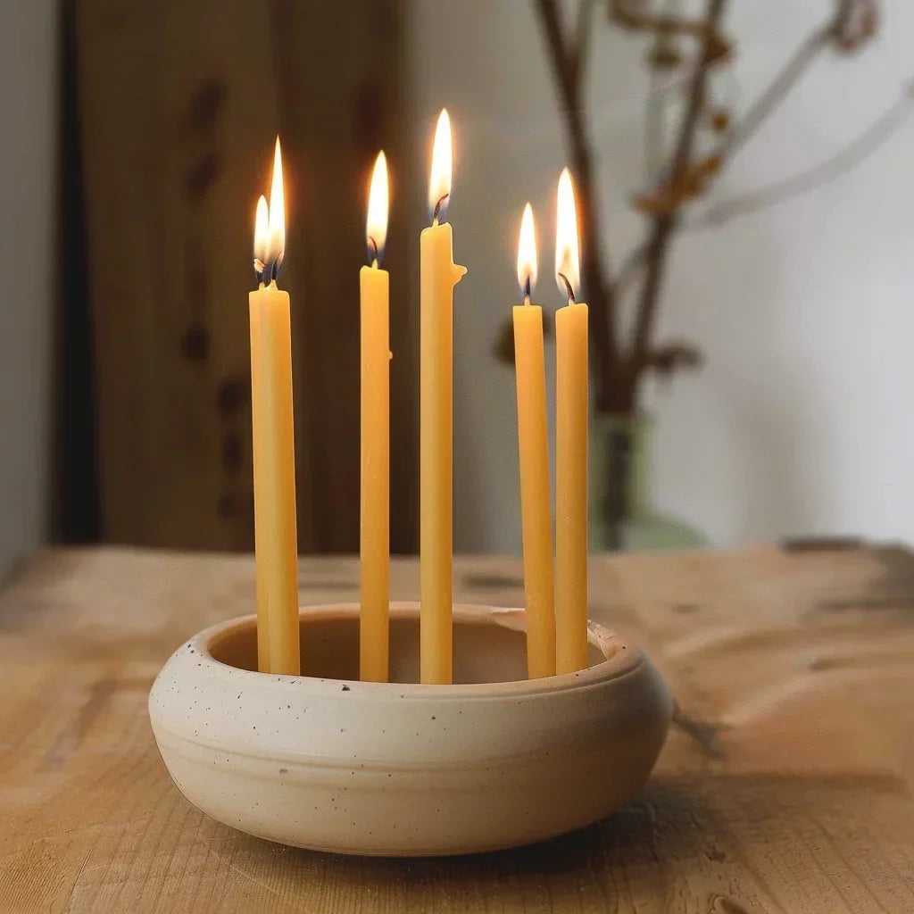 25PCS/1PACK Hanukkah Candle Natural Beeswax Chanukah Candles Thin Taper Honey Candles for Ritual Birthday Unscented