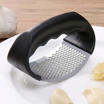 Stainless Steel Garlic Press Tool – Manual Garlic Crusher & Squeezer, Heavy Duty Kitchen Gadget for Easy Garlic Mincing