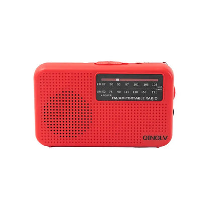 AM/FM portable radio with high sensitivity and high sound quality, uses durable No. 7 batteries, built-in high quality